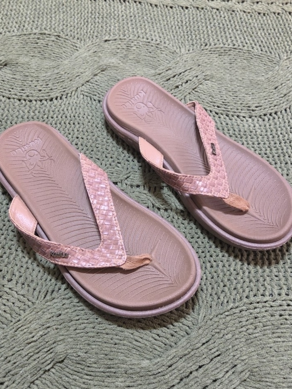 KuaiLu Flip Flop Sandals Arch Support Woven Leather Straps